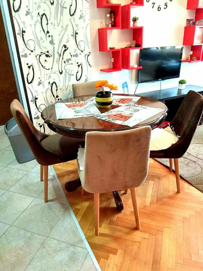 Apartment Tea Cetinje Bagian luar foto