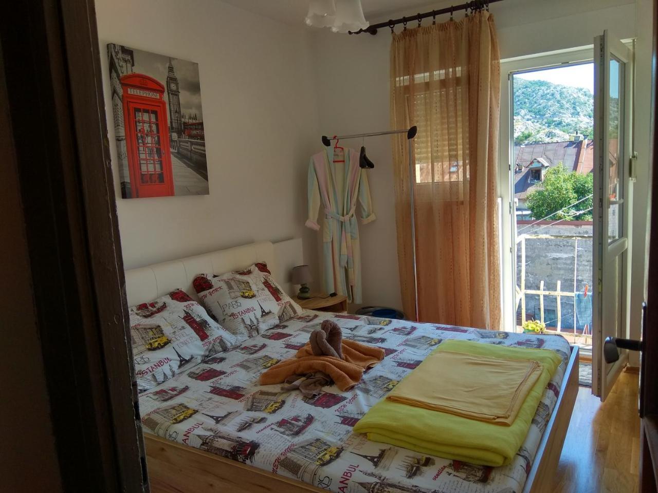 Apartment Tea Cetinje Bagian luar foto